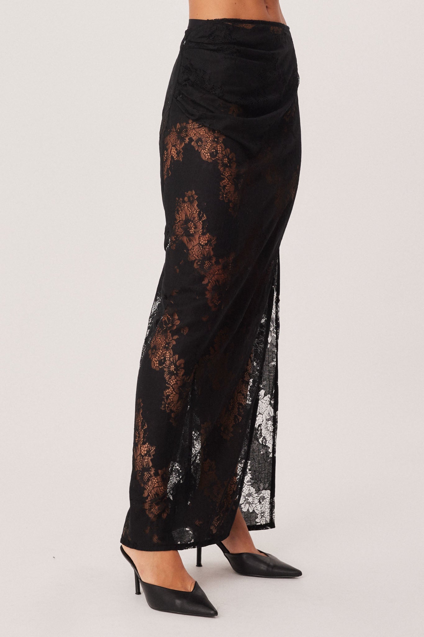 SNDYS MISHKA LACE MAXI SKIRT (Black)