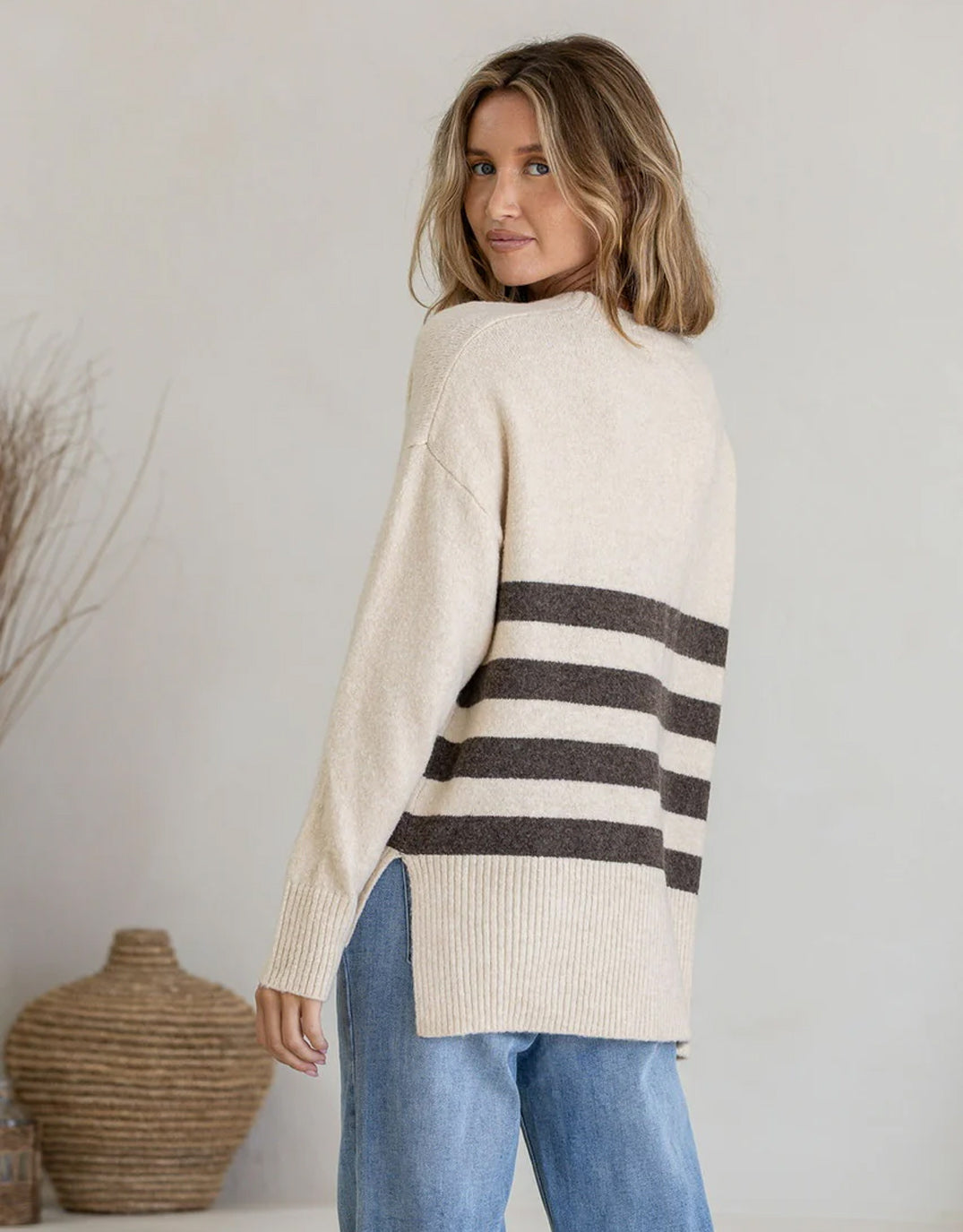 132 Fashion Manor Knit (Natural/Chocolate)