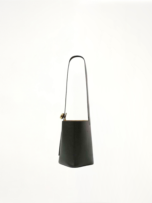 LOEWE Pebble Bucket Medium (Black)
