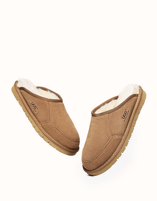AUSTRALIAN SHEPHERD® Bred Scuff Slippers (Chestnut)