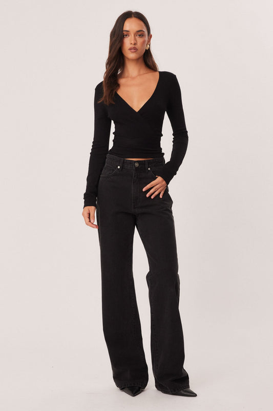 SNDYS NIKOLA WRAP TOP (Black)