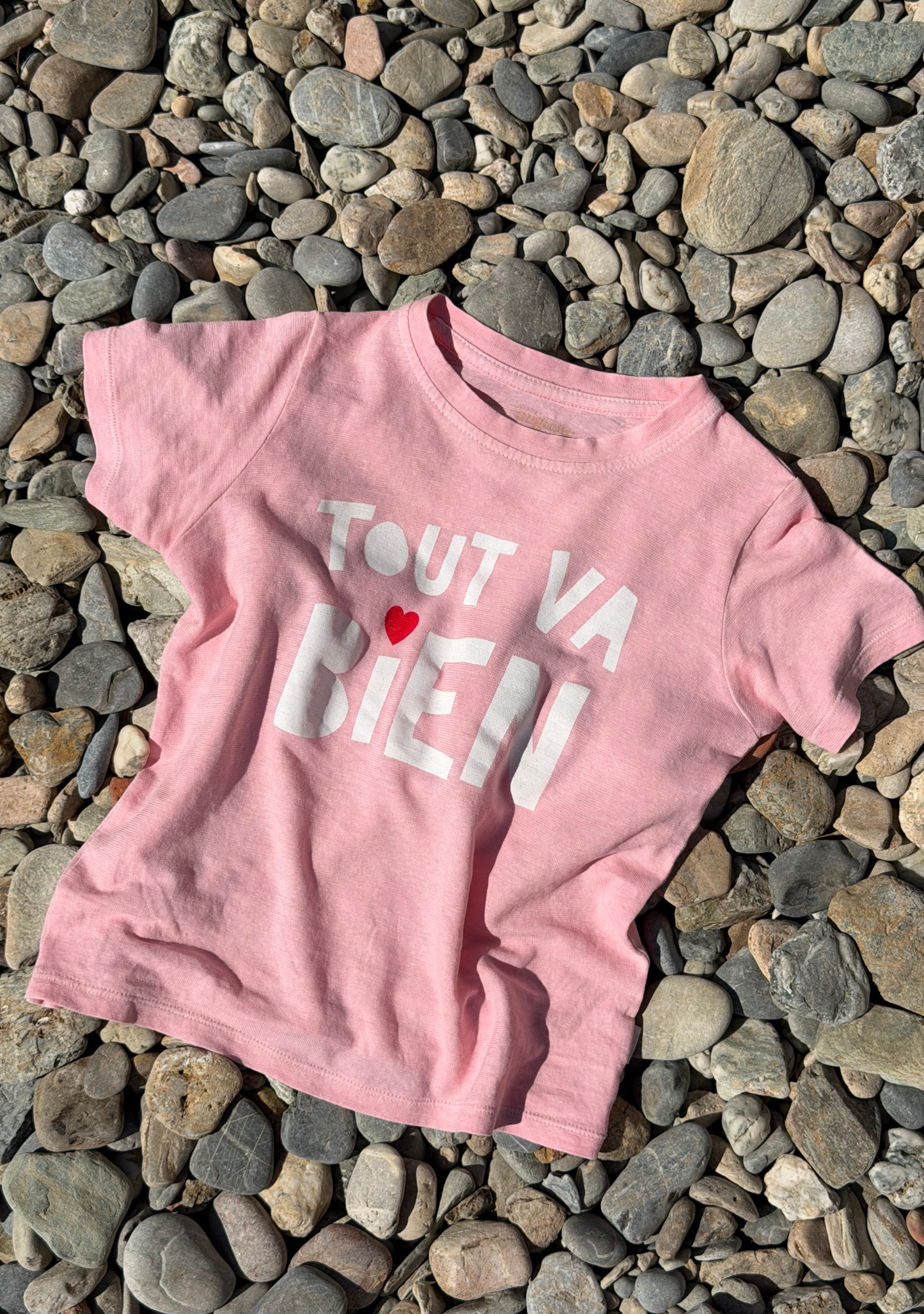 LITTLE AUGUSTE Everythings Good Classic Tee (Print)