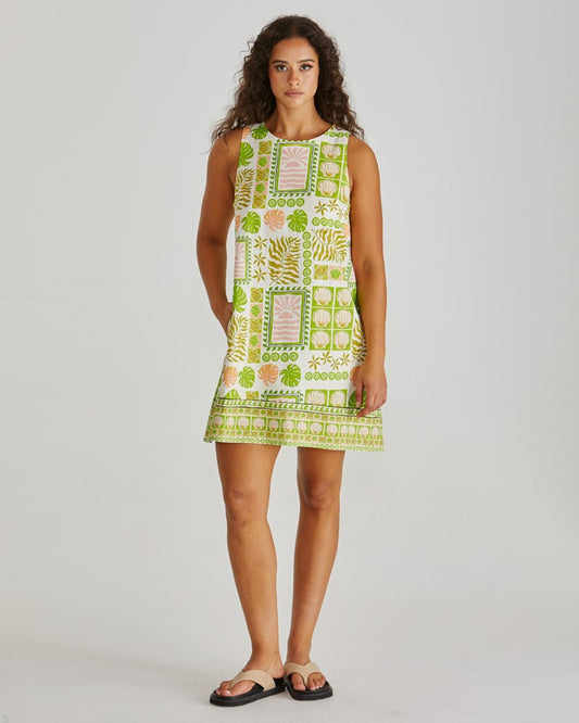 Sass Clothing Emmett Tie Back Shift Dress (Green Shell Patchwork)