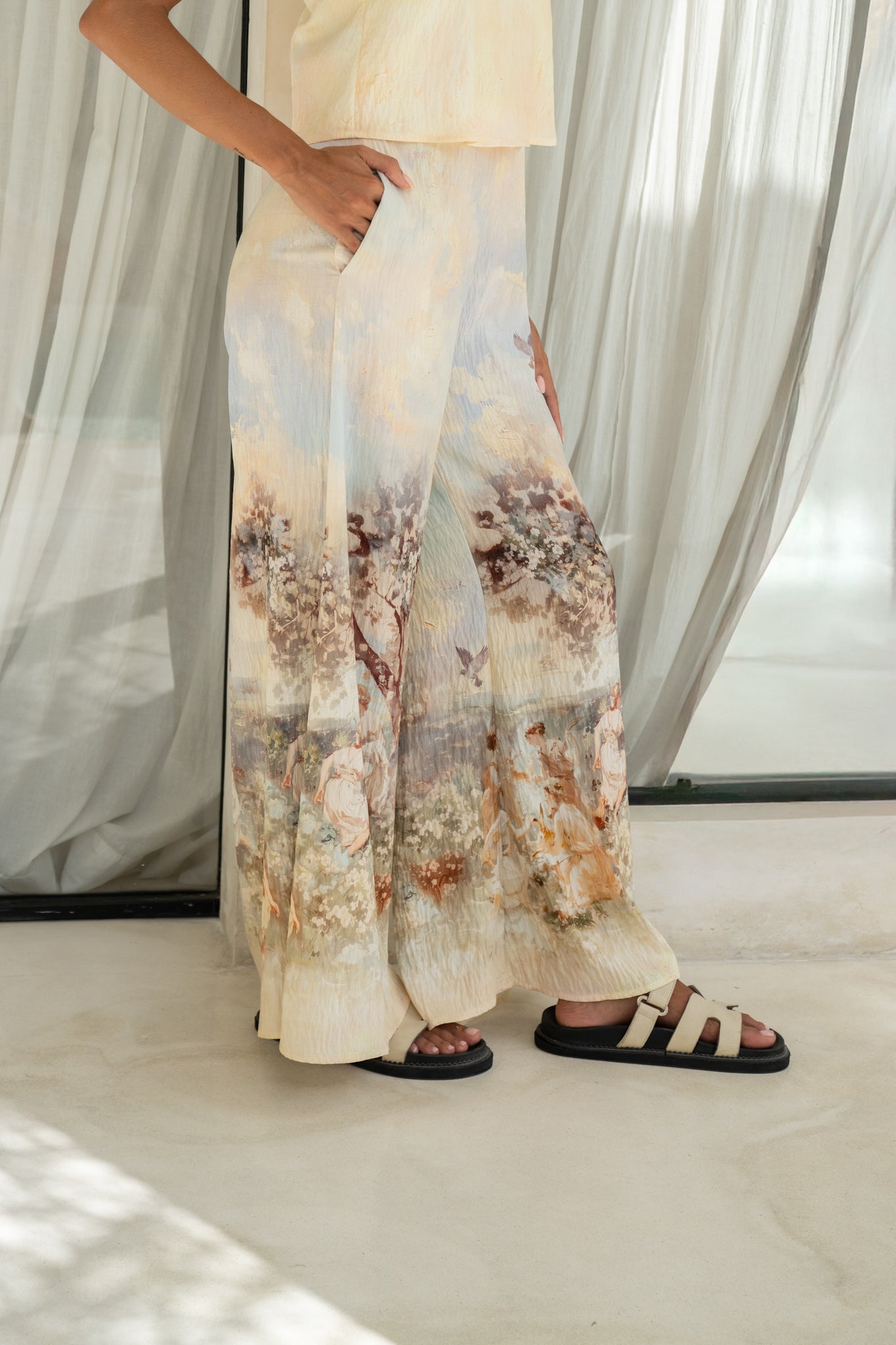 Heychic Lavinia Yellow Abstract Jumpsuit (Blue)