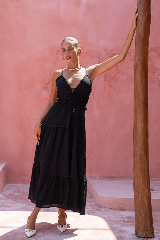 Heychic Elodie Maxi Dress (Black)