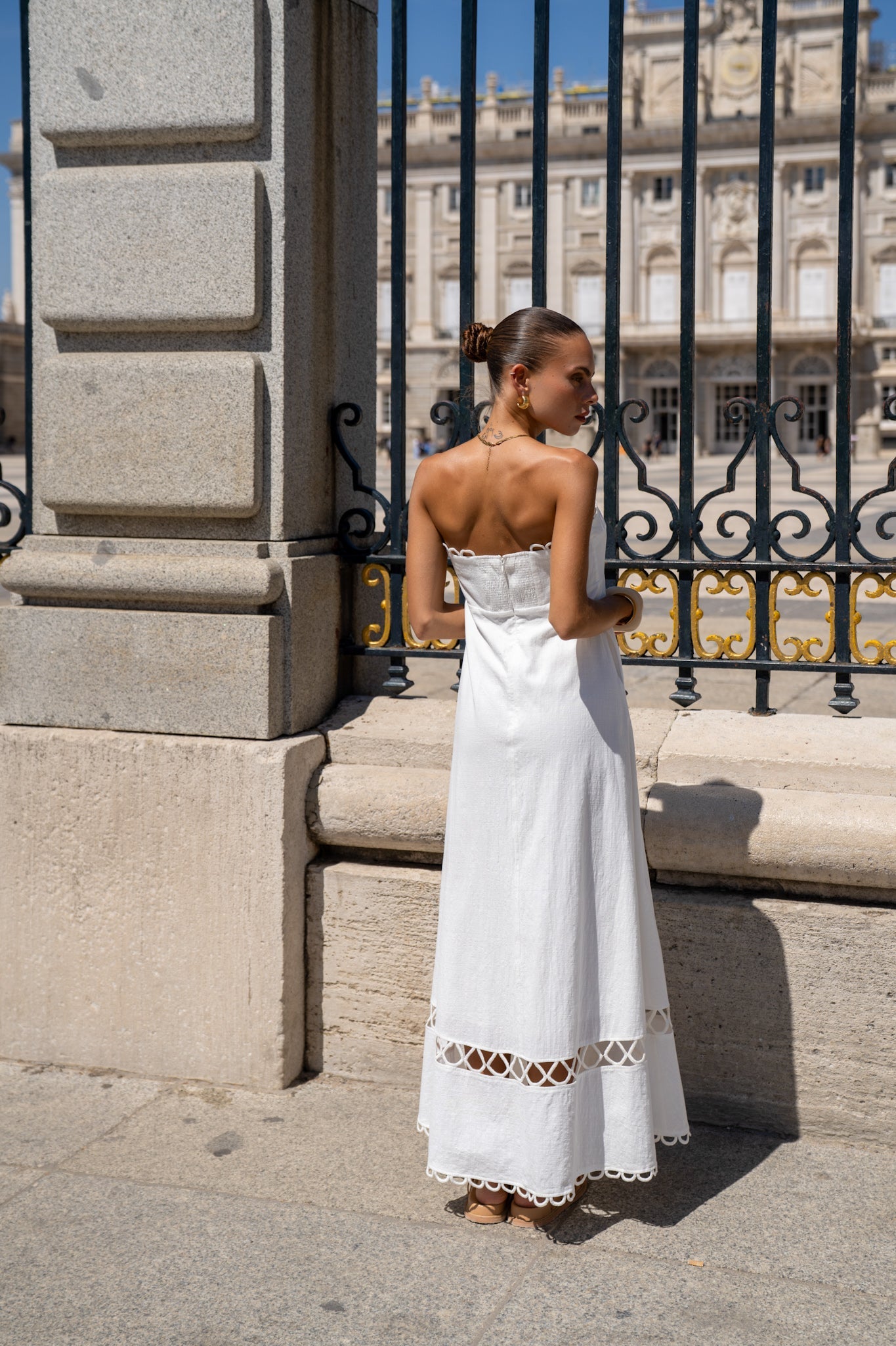 HEYCHIC Isobel Maxi Dress (White)