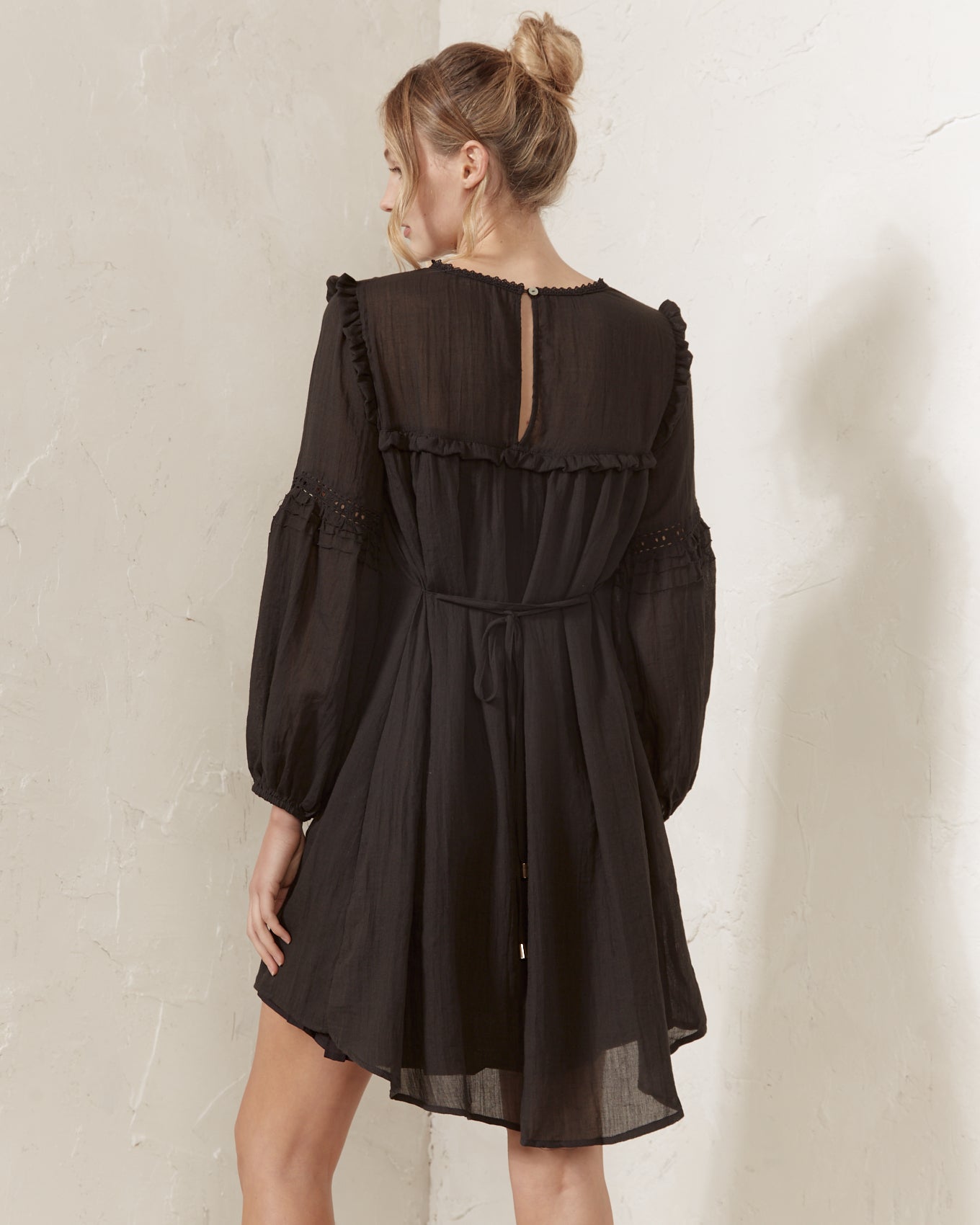 HEYCHIC Haidyn Ruffles Mini Dress (Black)