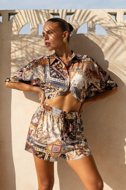 Heychic Alessia Abstract Shorts (Black)