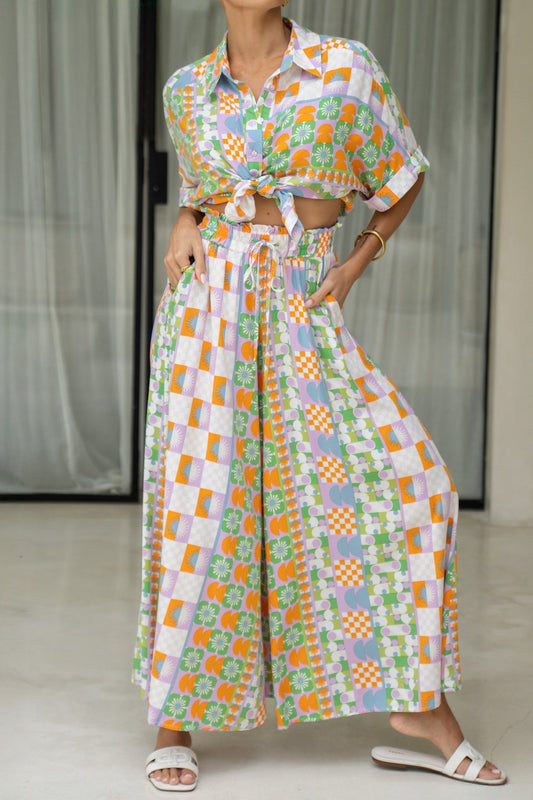 Heychic Annelie Multicolour Abstract Tile Wide Leg Cropped Pants (Multi)