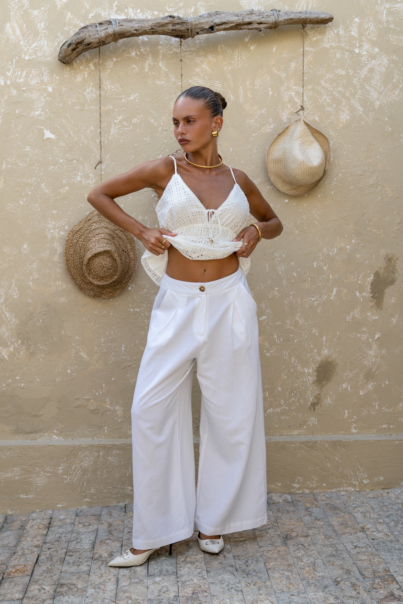 Heychic Celia Broderie Lace Cami Top (White)