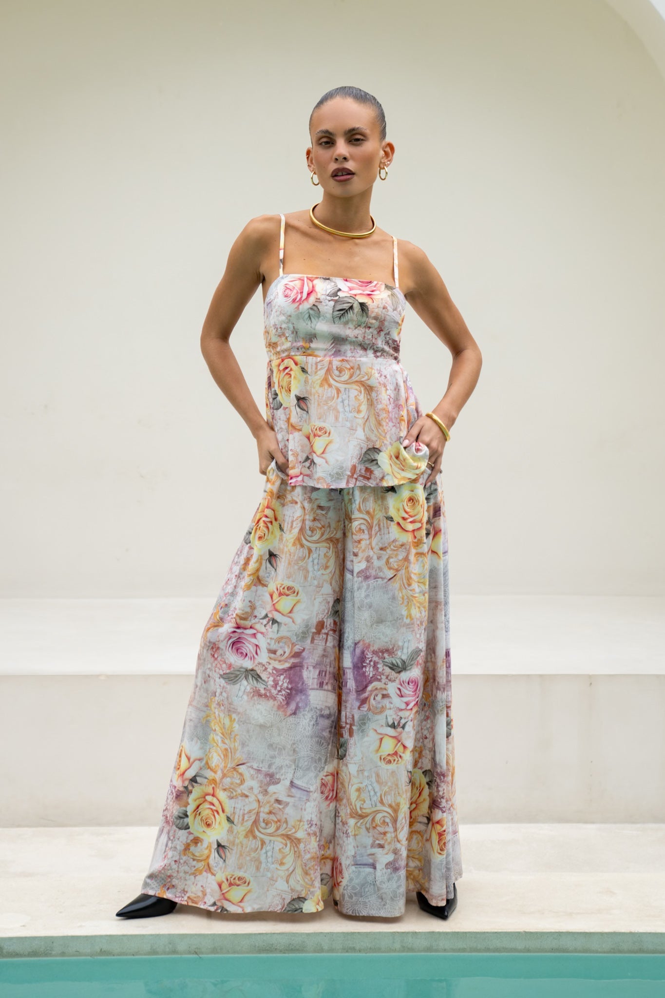 Heychic Carmella Floral Cami Top (Pink)