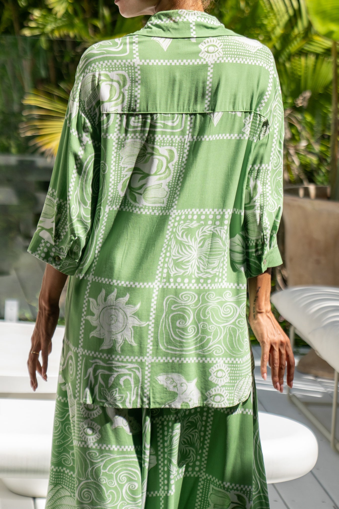 Heychic Esmira Abstract 3/4 Sleeve Shirt (Green)