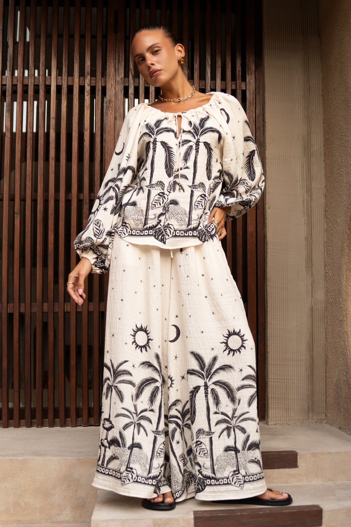 Heychic Savani Black Tropical Wide Leg Pants (Beige)