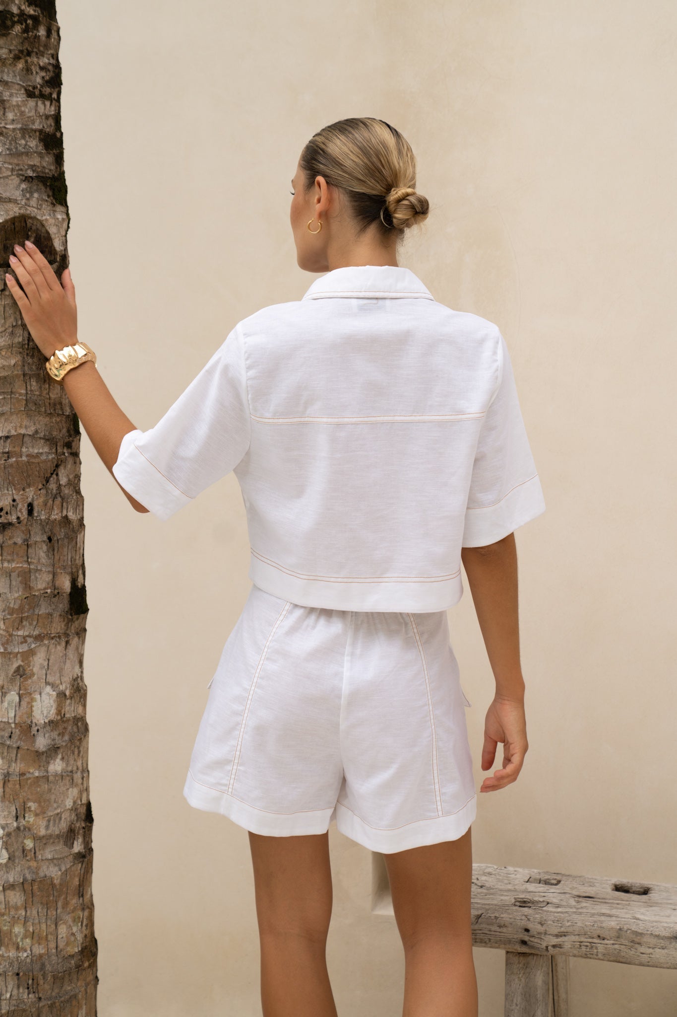 HEYCHIC Averie Cropped Shirt (White)