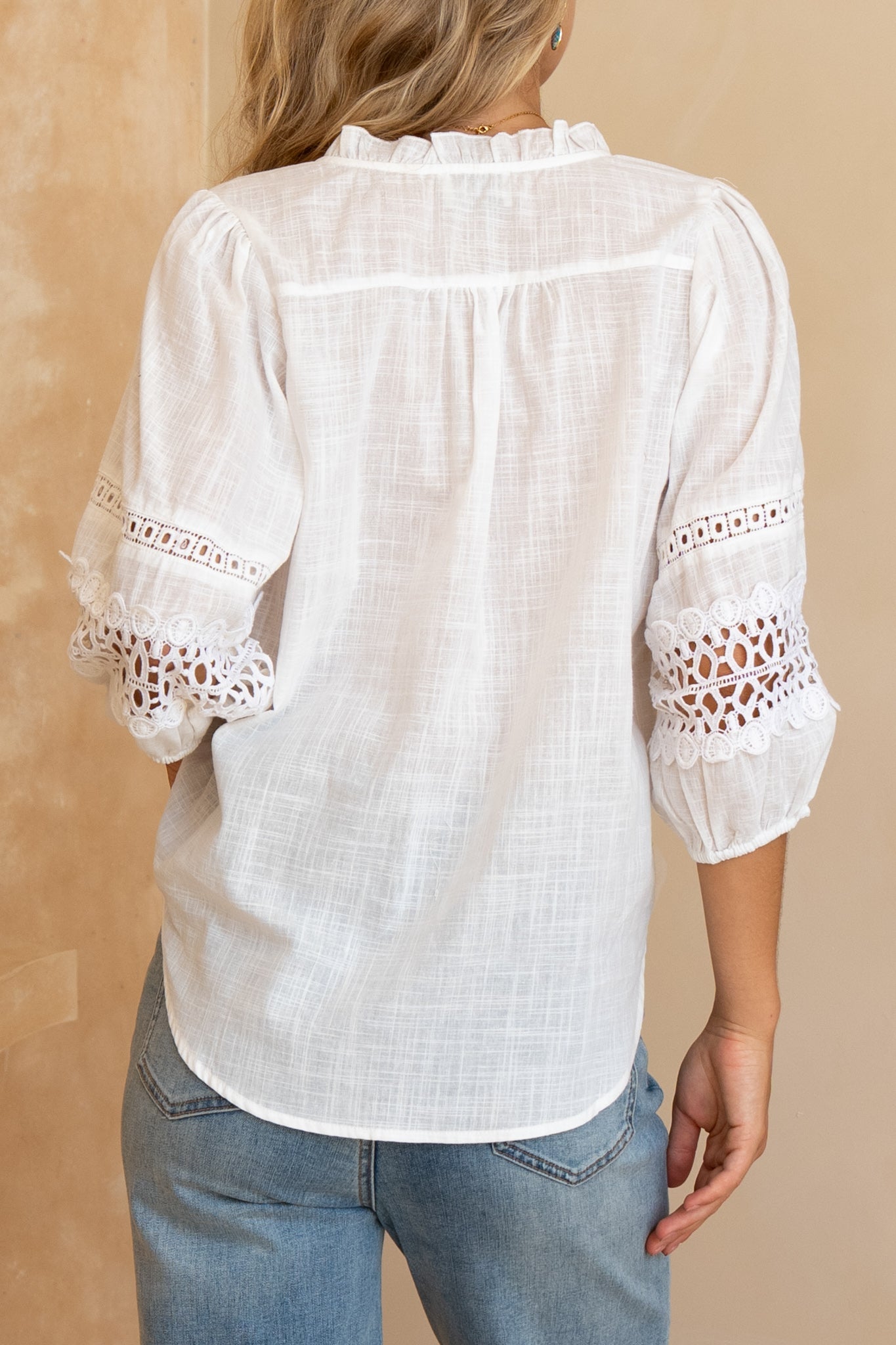 HEYCHIC Helina Lace Blouse (White)