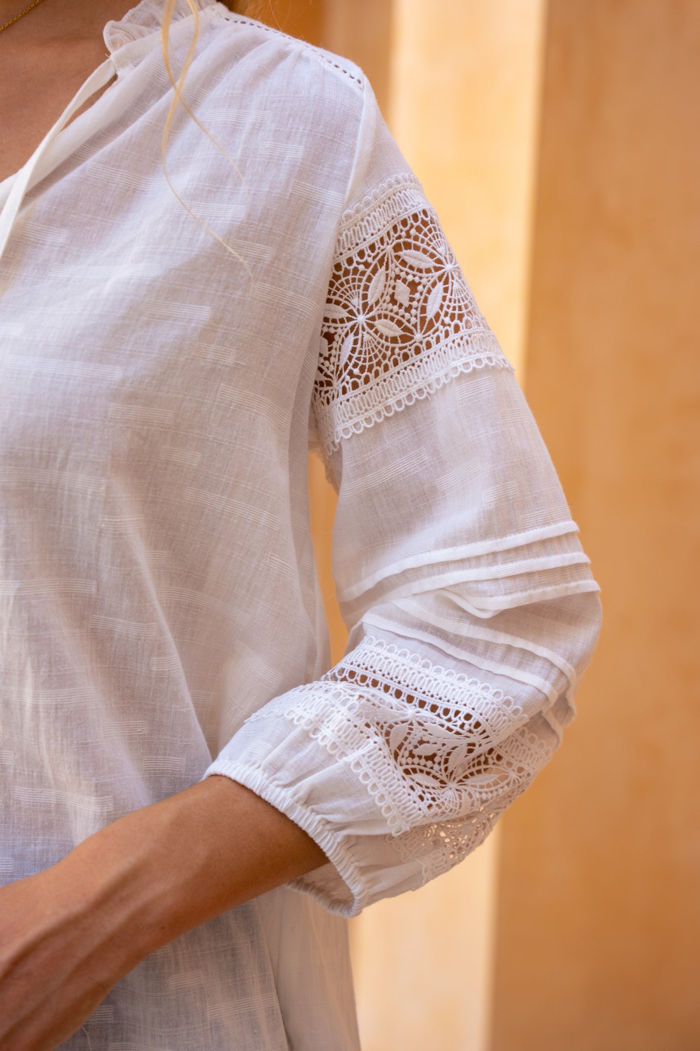 HEYCHIC Islen Lace Blouse (White)