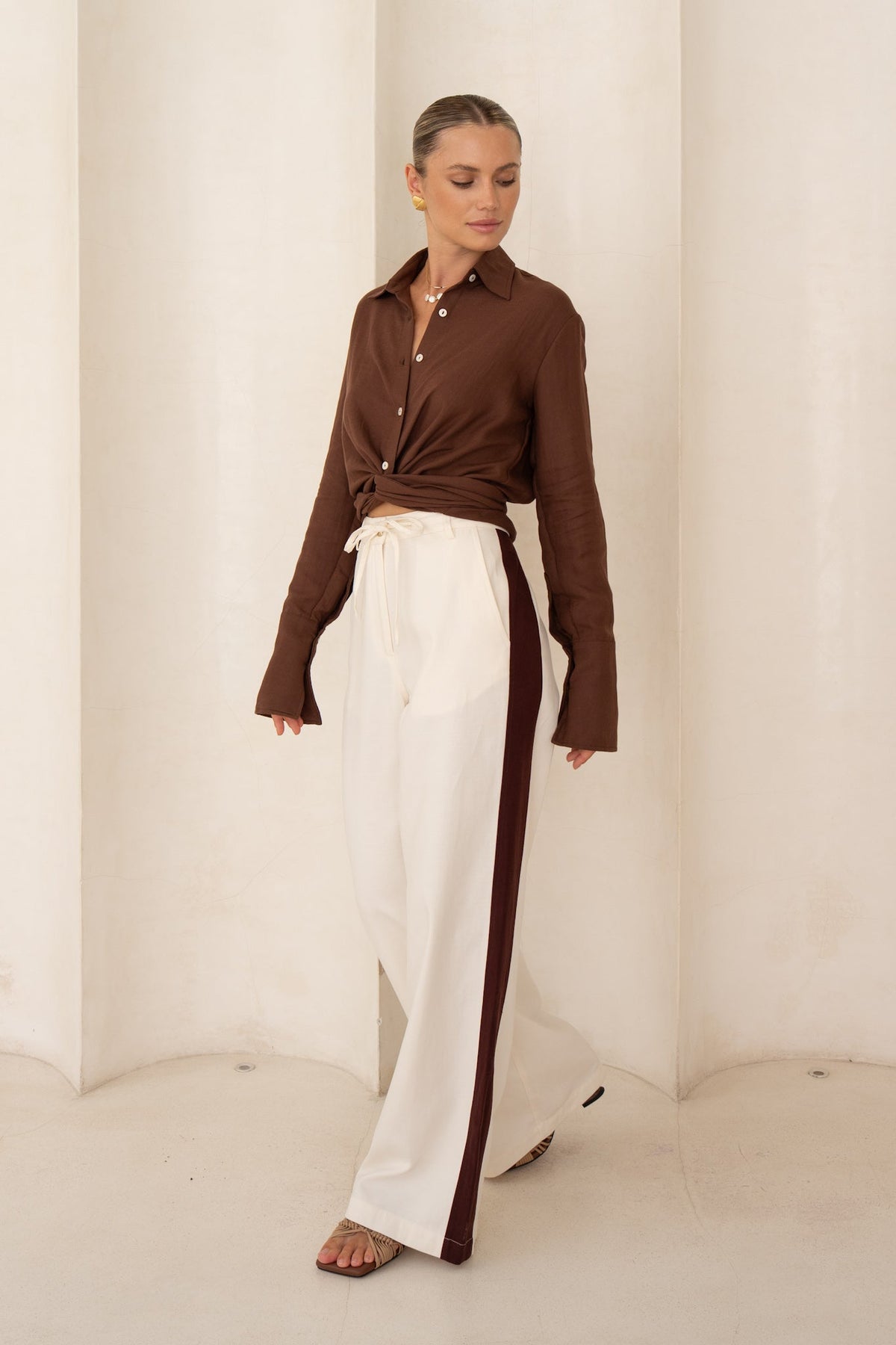HEYCHIC Luma Wrap Shirt (Brown)
