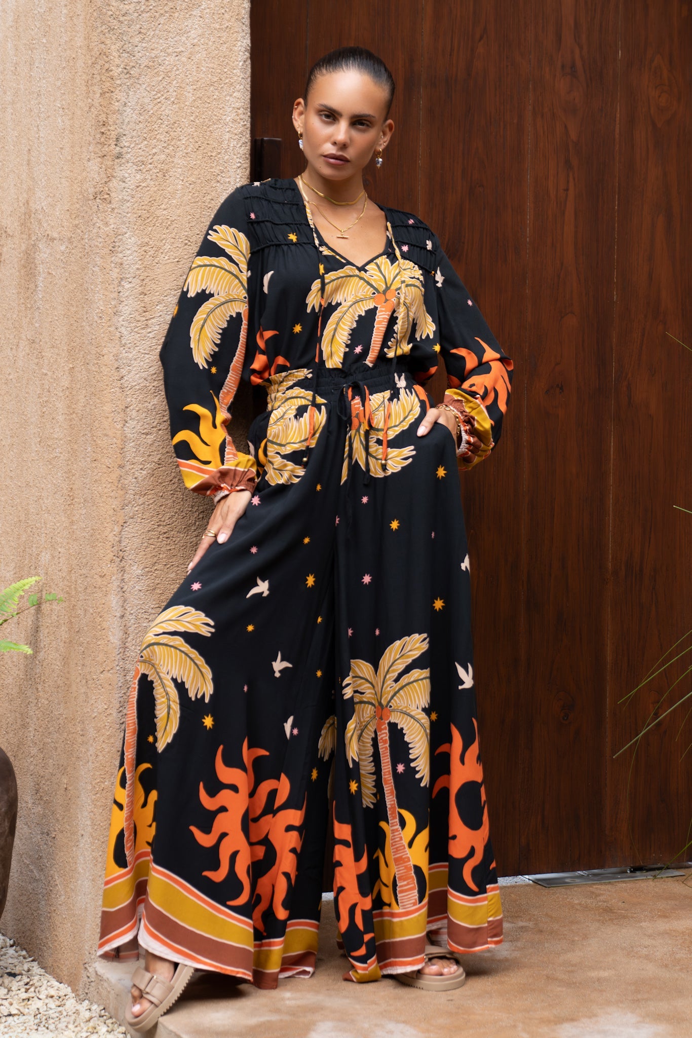 Heychic Solianne Tropical Wide Leg Pants (Black)