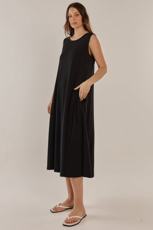 Betty Basics Sabrina Maxi Dress (Black)