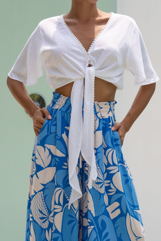 Heychic Frankie Broderie Tie Front Crop Top (White)