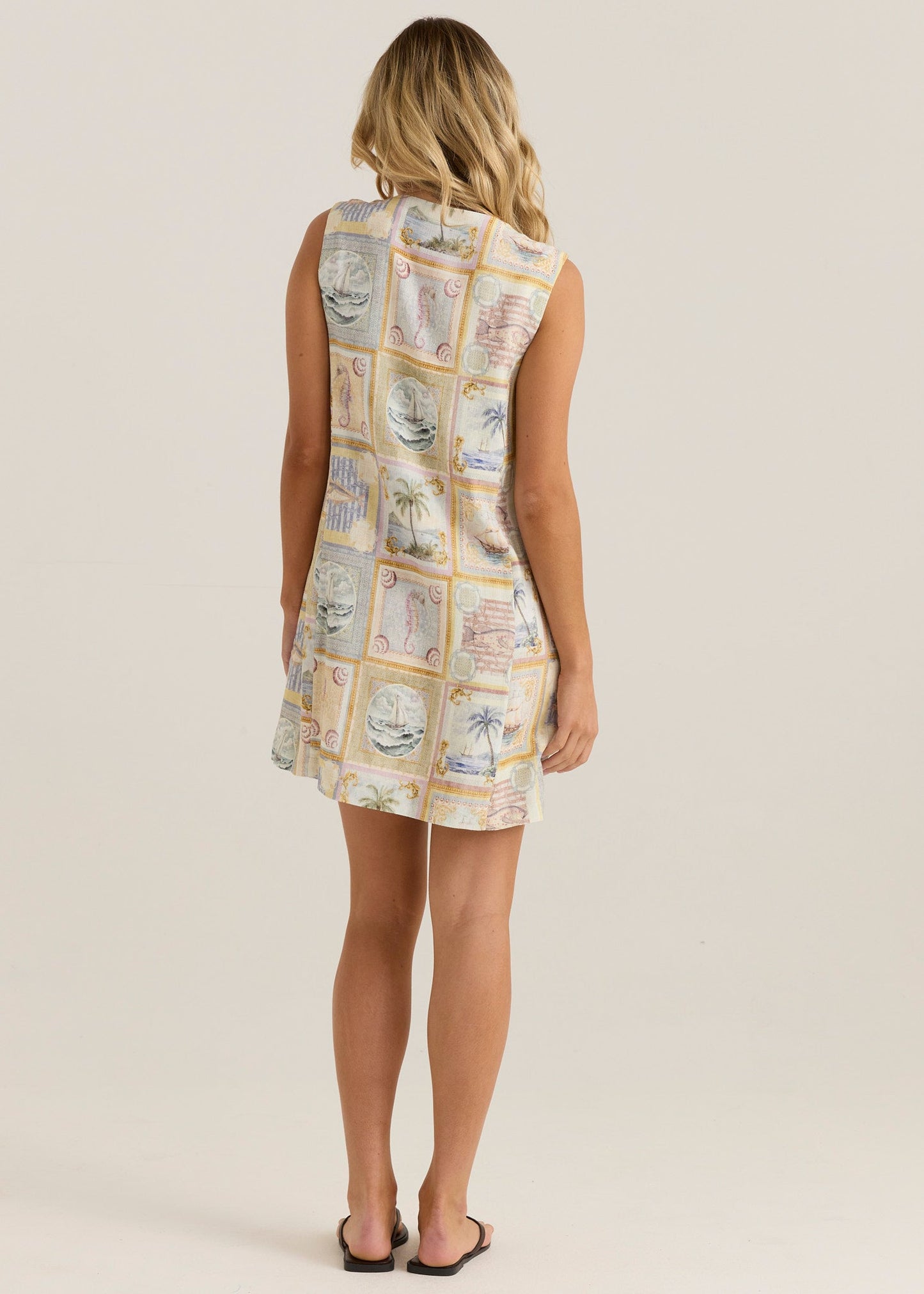 Sass Clothing Reo Button Shift Dress (Wayfarer Print)