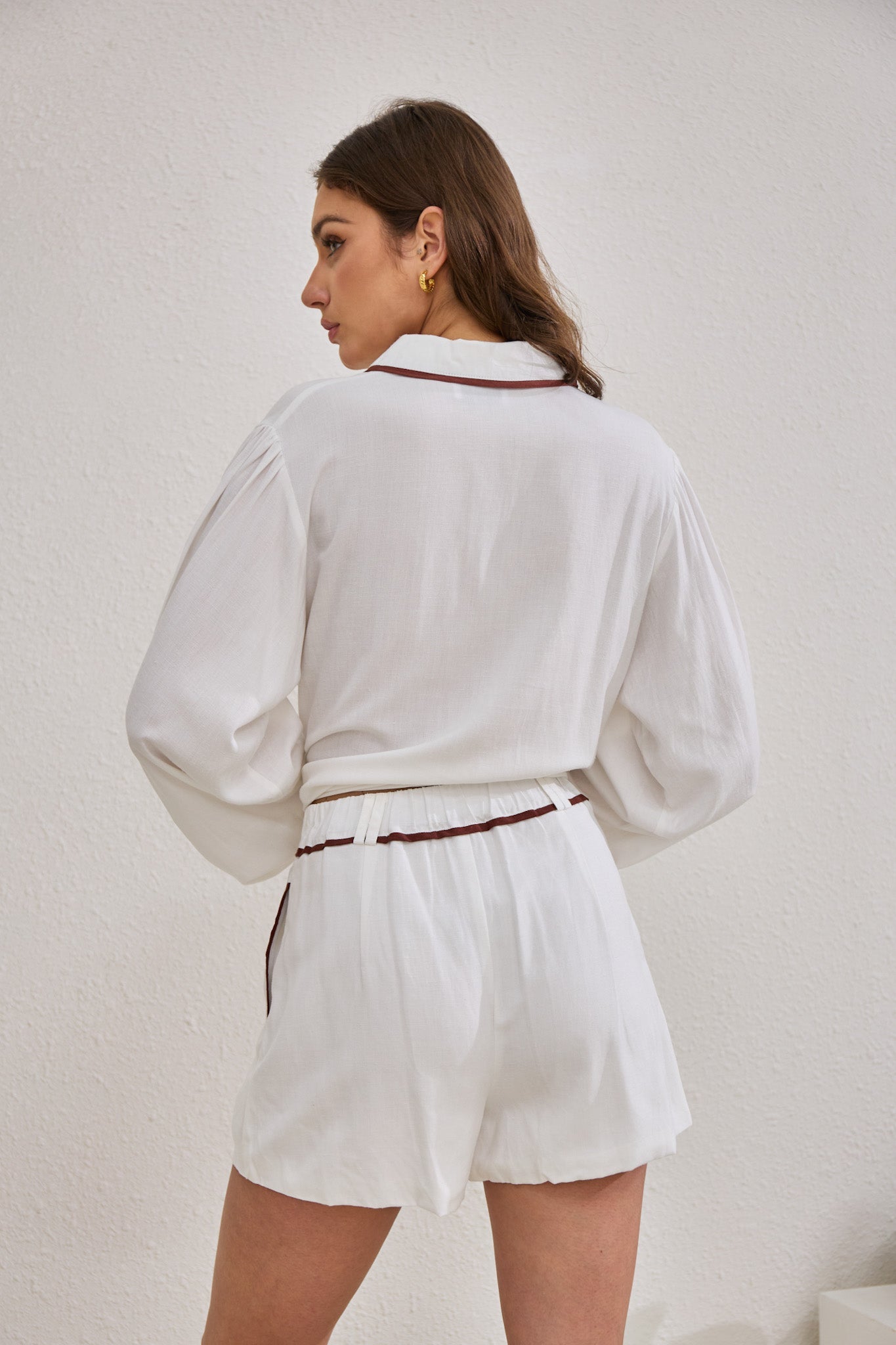 Heychic Nina Contrast Detail Shorts (White)