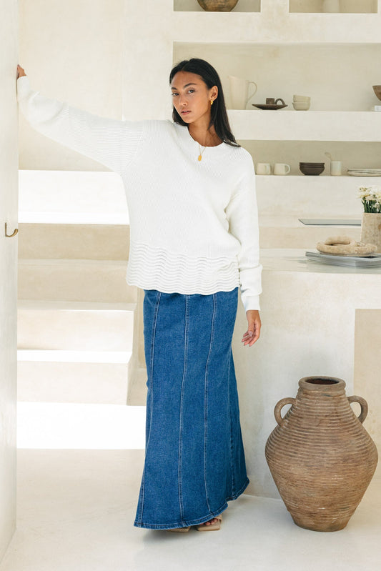 Heychic Claudia Scallop Hem Knit Sweater (Off-White)