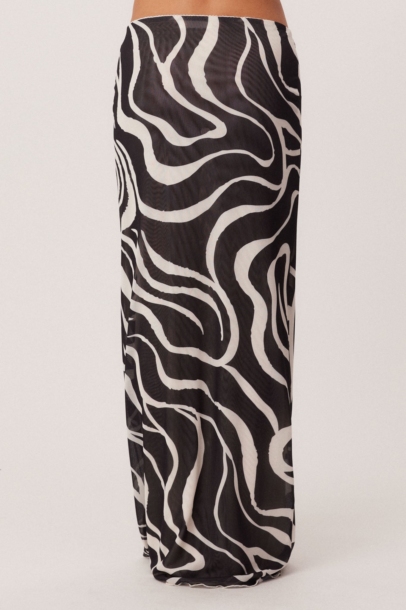 SNDYS SAVANNAH MAXI SKIRT (Black Swirl)