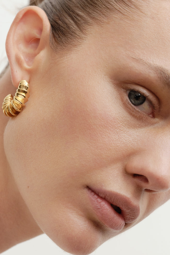 Reliquia Jewellery Mari Hoop Earrings (Gold)