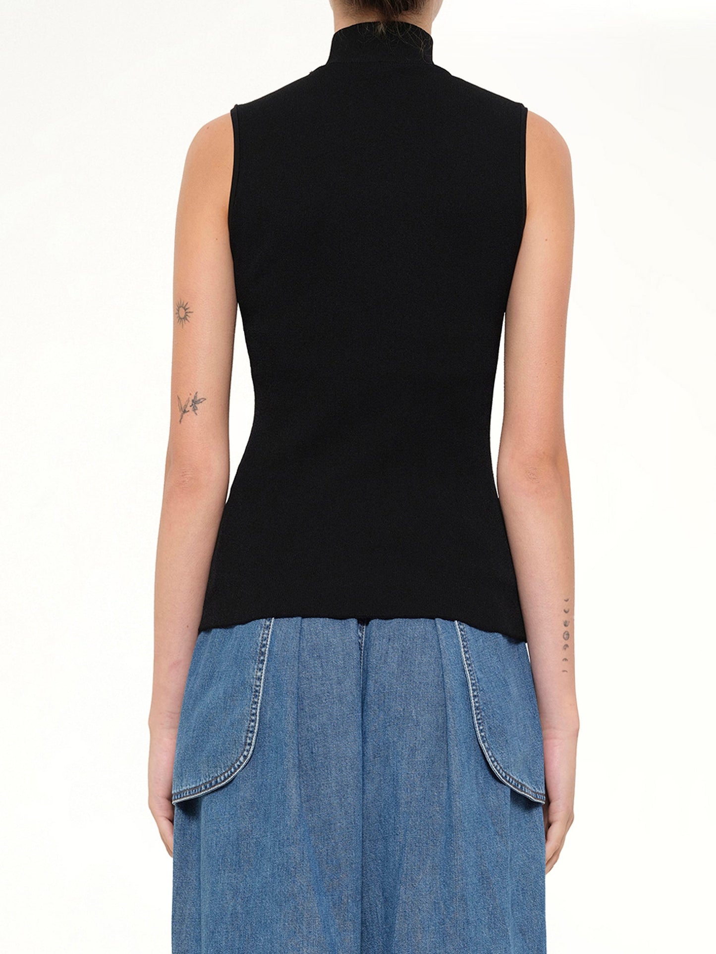 LOEWE Sleeveless Top (Black)