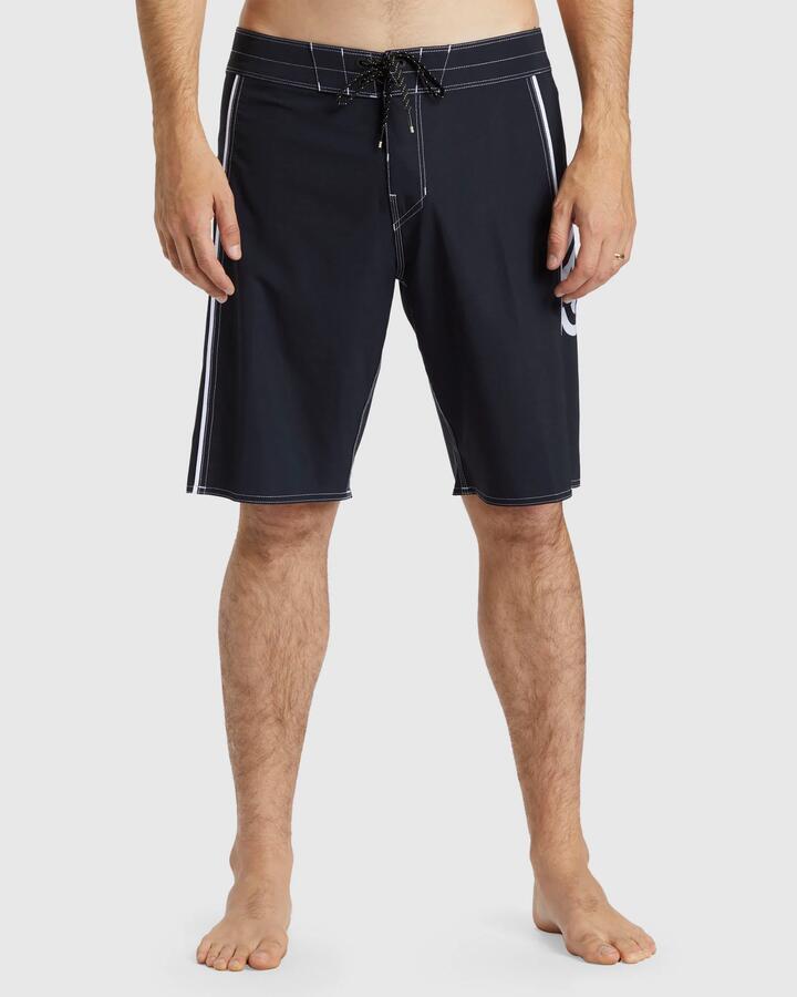 Image of Swimwear. Productname: Billabong Mens D Bah 2.0 Pro 20" Boardshorts Black White - in Black White colour by brand - Billabong