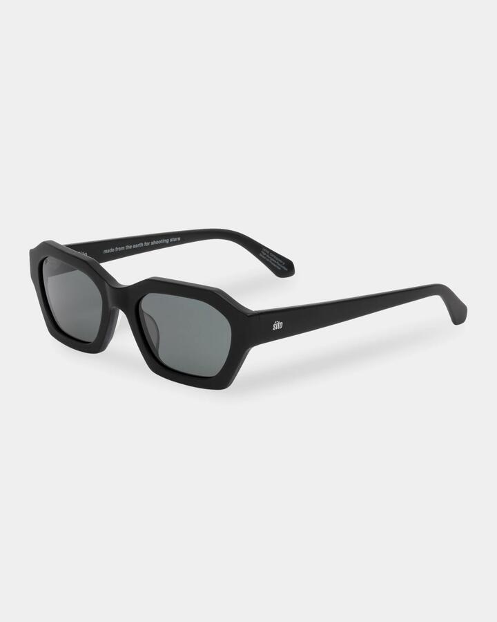 Image of Sunglasses. Productname: Sito - Kinetic Amber Square Sunglasses - Matte Black Iron Gre - in Matte Black Iron Gre colour by brand - Sito