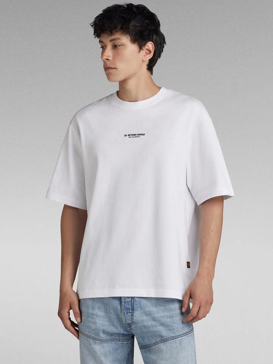 Image of a model wearing Tops. Productname: G-Star Center Chest Boxy R T-Shirt in White colour by brand - G-Star