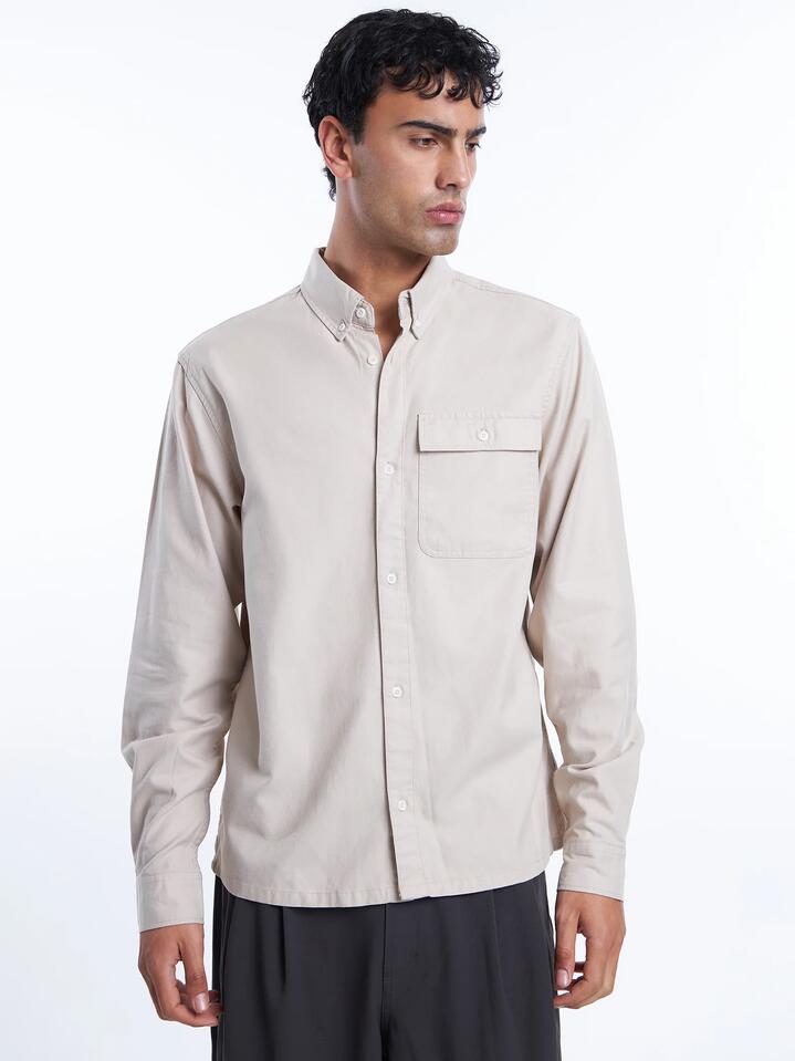 Image of a model wearing Outerwear. Productname: Article One Ruiz Overshirt in Salt colour by brand - Article One