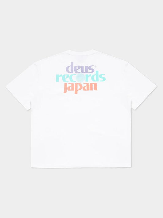 Image of a model wearing Tops. Productname: Deus To Defy Tee in Vintage White colour by brand - Deus