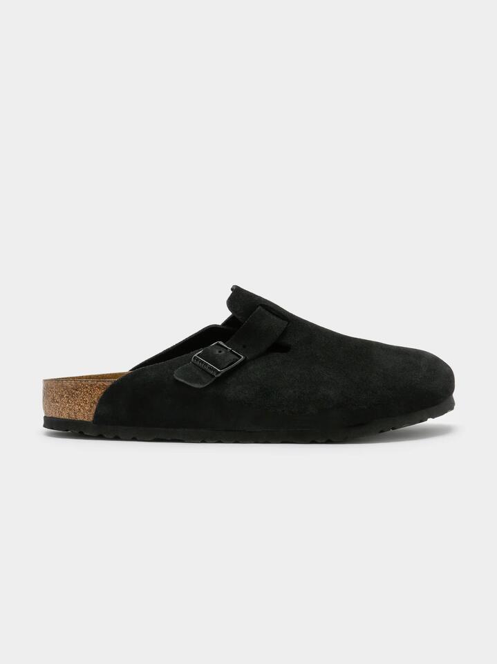 Image of Shoes. Productname: Birkenstock Unisex Boston Soft Footbed Suede Leather Regular Width in Black colour by brand - Birkenstock