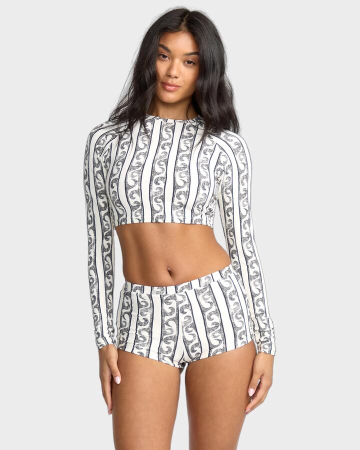 Image of Coats & Jackets. Productname: Billabong Womens Crop Upf 50 Long Sleeve Rash Vest White/Black - in White/Black colour by brand - Billabong