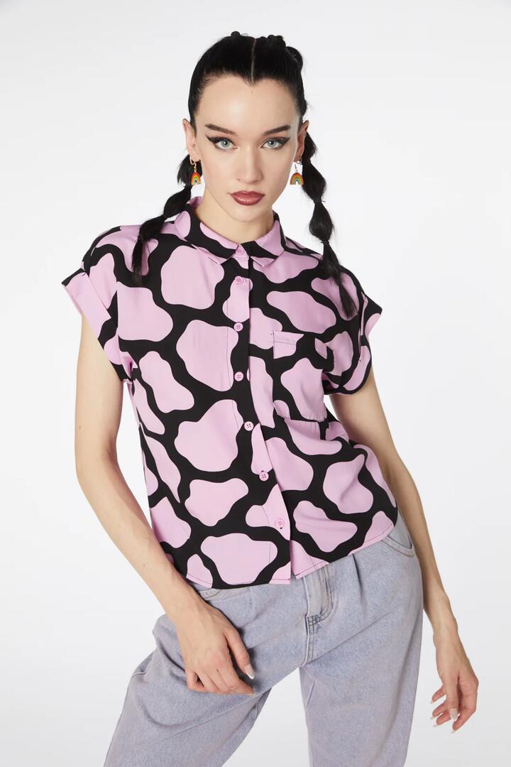 Image of a model wearing Tops. Productname: Skip Geo Boxy Collar Blouse in Black/Pink colour by brand - Dangerfield
