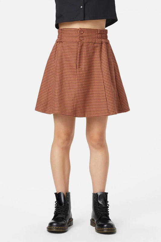 Image of a model wearing Skirts. Productname: Dodo Houndstooth Skirt in Brown colour by brand - Dangerfield