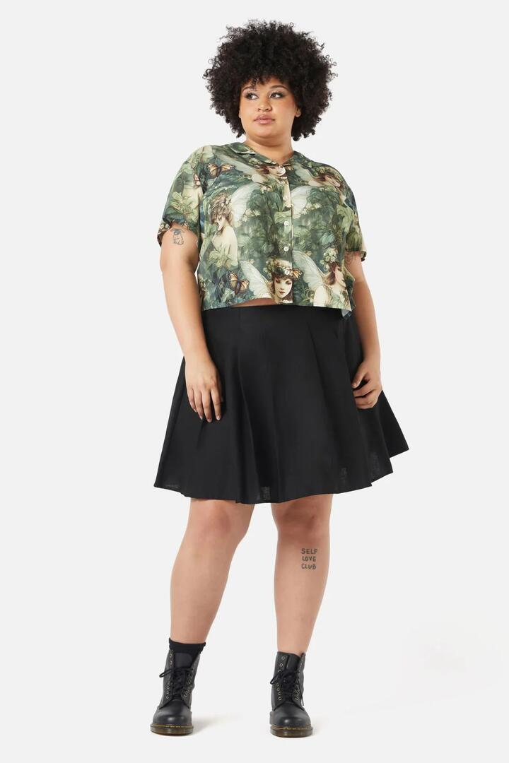 Image of a model wearing Tops. Productname: Curve Forest Fae Blouse in Green colour by brand - Black Friday