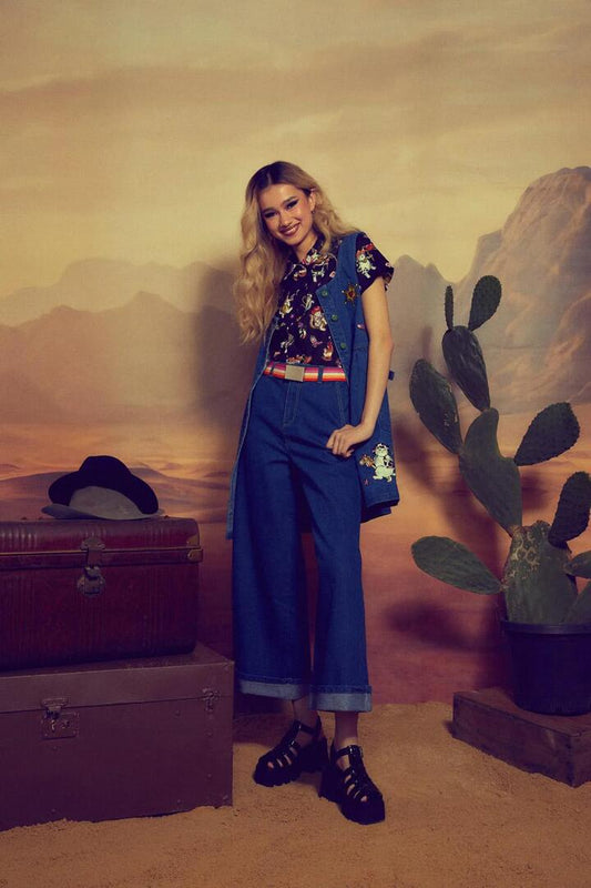 Image of a model wearing Denim. Productname: Bandit Denim Jeans in Blue colour by brand - Dangerfield