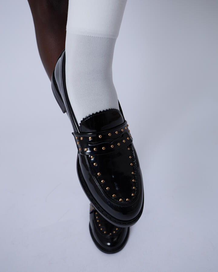 Image of Flats. Productname: CAMARO BLACK Women's Casual Flat Closed Novo Flats in Black colour by brand - Novo