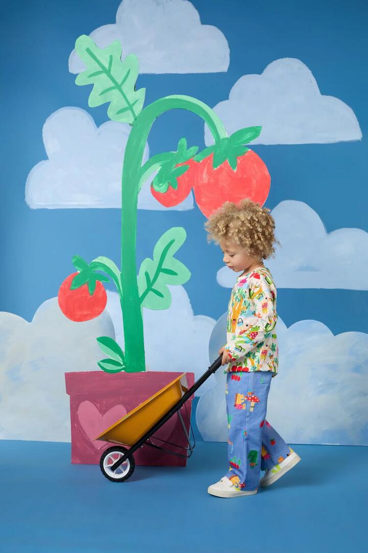 Image of a model wearing Tops. Productname: Farming Kids LS Tee in Cream colour by brand - Gorman