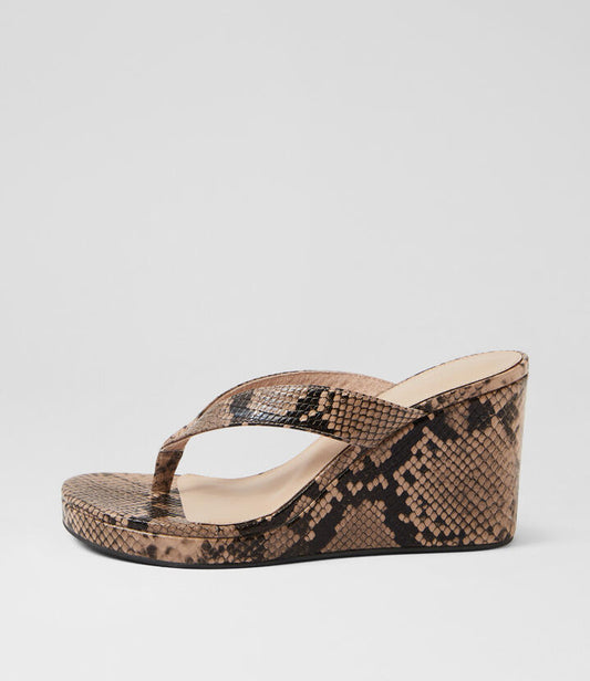 Image of Sandals. Productname: Kyrie Nude Black Leather Sandals in NUDE&BLACK colour by brand - MOLLINI