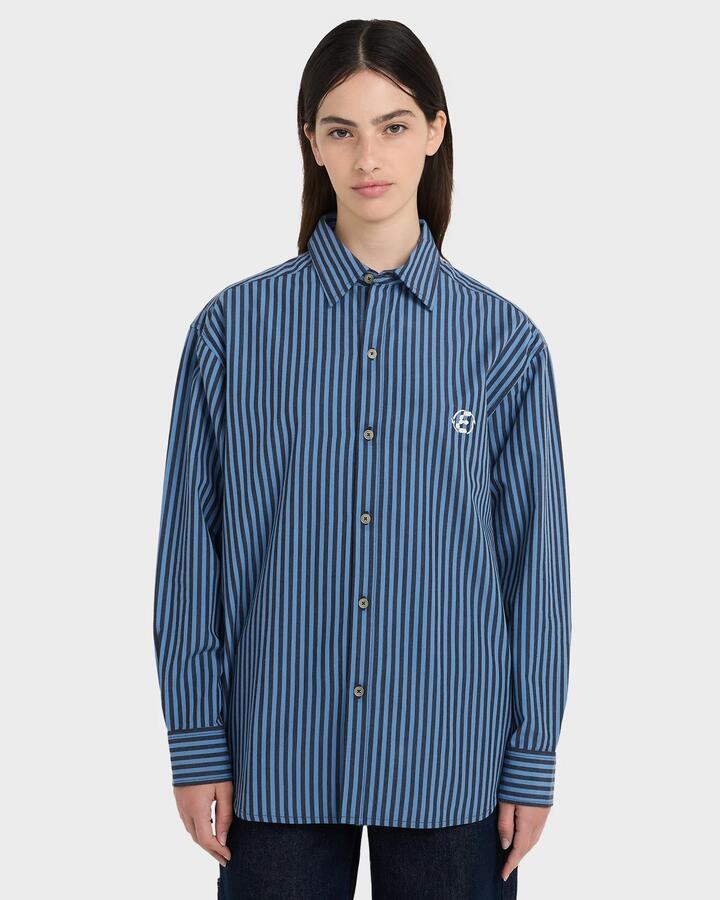 Image of a model wearing Tops. Productname: element - Womens Boyfriend Long Sleeve Shirt - Riviera/Offblack - in Riviera/Offblack colour by brand - element