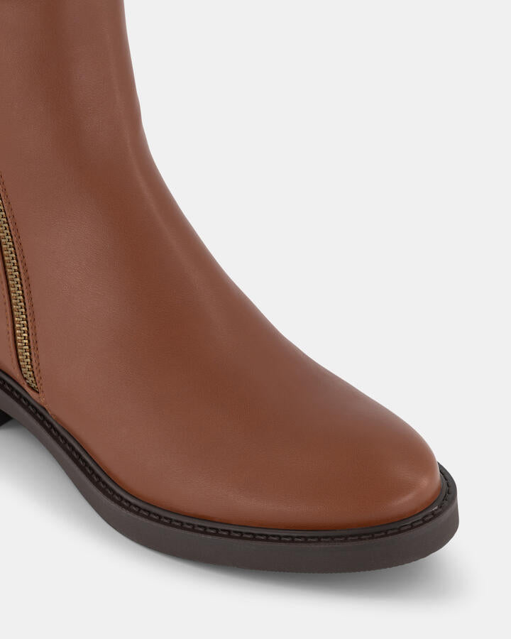 Image of Others. Productname: Bennett: Dark Brandy in Dark Brandy colour by brand - Novo