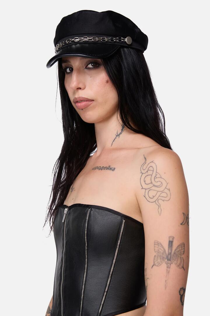 Image of Hats. Productname: Simple Chained Page Boy in Black colour by brand - Black Friday