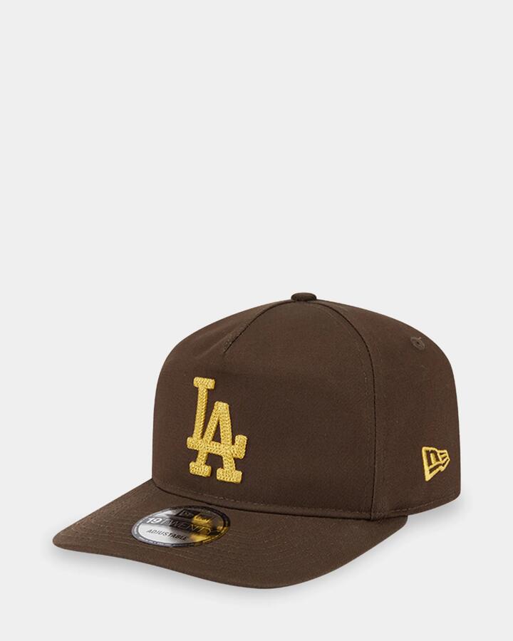 Image of Hats. Productname: New Era 19Twenty Los Angeles Dodgers Cap Dark Brown - in Dark Brown colour by brand - New Era