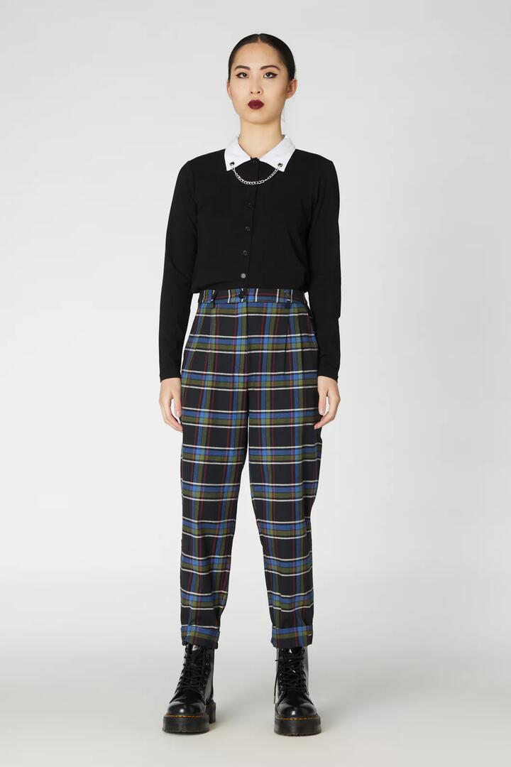 Image of a model wearing Pants. Productname: Esmeralda Pant in Olive colour by brand - Black Friday