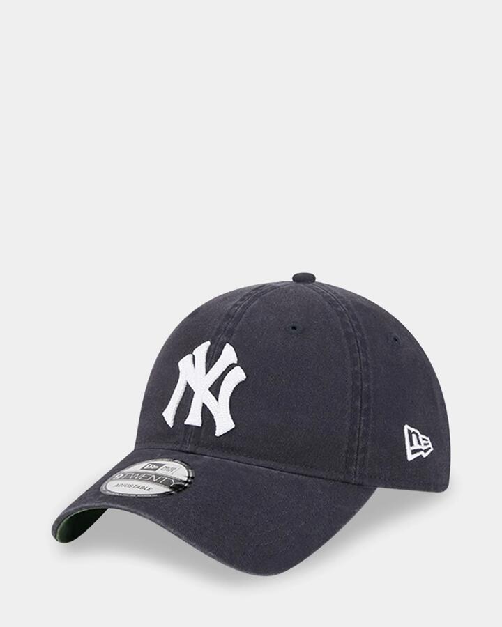 Image of Hats. Product name - New Era 9Twenty New York Yankees Cap Black in Black colour by brand - New Era